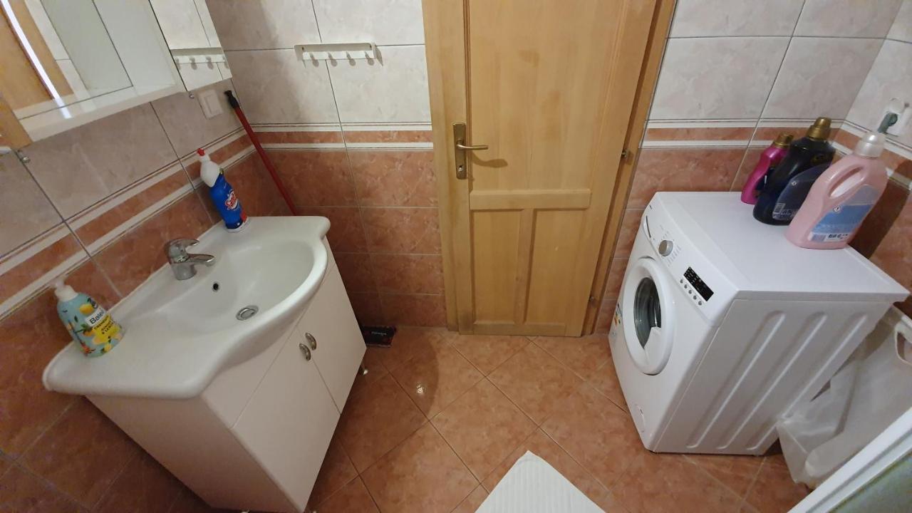 Apartments Miki Паг Екстериор снимка
